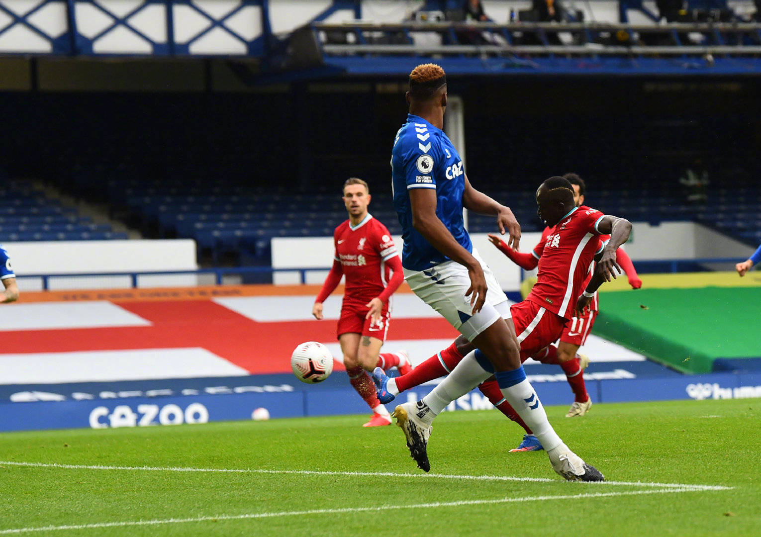 她们凭借的 她们凭借的